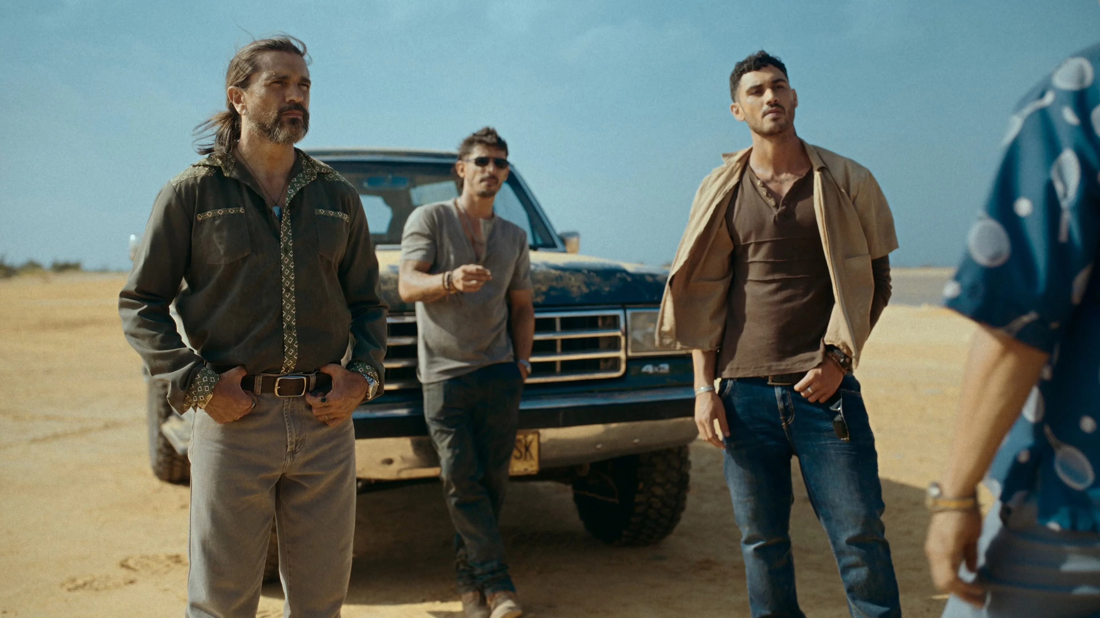 Kẻ Buôn Lậu Full