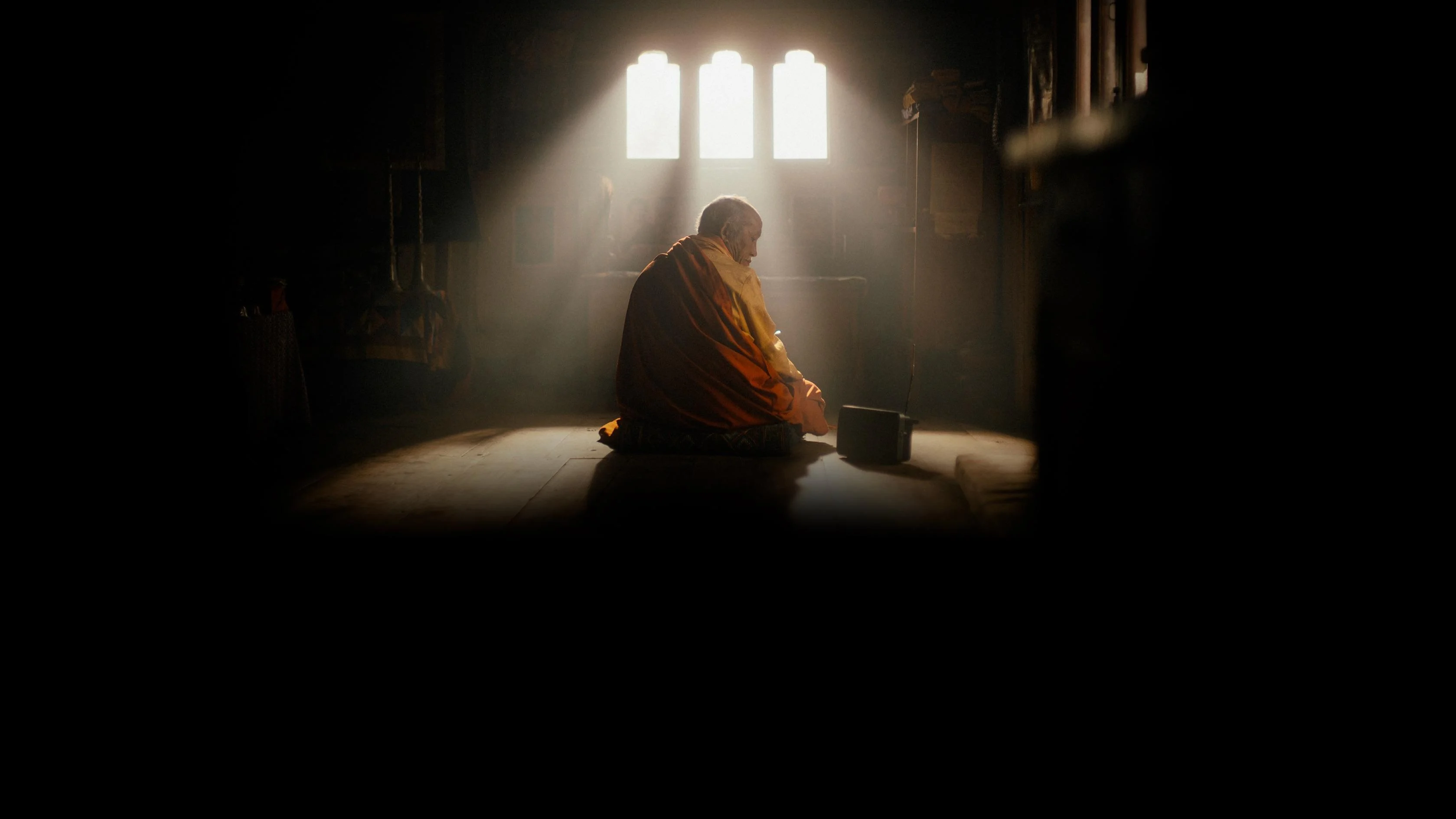 Nhà Sư Và Khẩu Súng Full