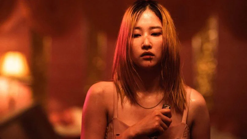 Nữ Nhân Viên Xinh Đẹp Và Gã Sếp Biến Thái Full