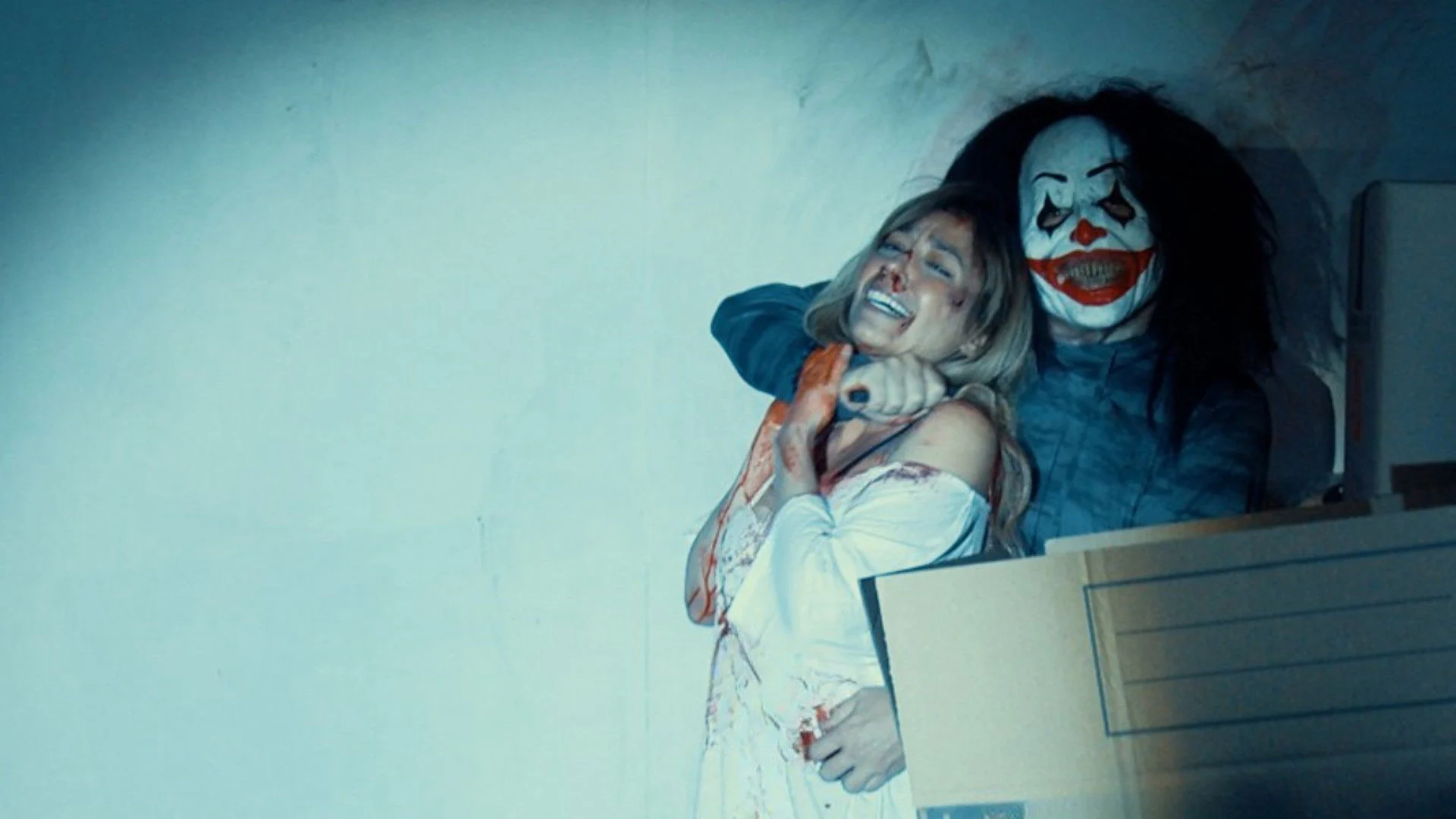 Ngôi Nhà Trên Mảnh Đất Ma Ám